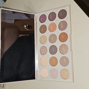 Morphe eyeshadow pallet